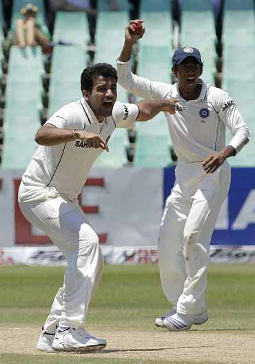 India's Zaheer Khan appeals for a South African wicket during the second Test in Durban
