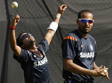 Yusuf Pathan and Amit Mishra bowl in the nets