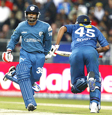 Venugopal Rao (left) and Rohit Sharma of the Deccan Chargers