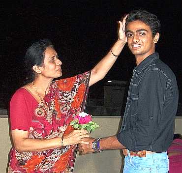 Jaydev Undakat with his mother