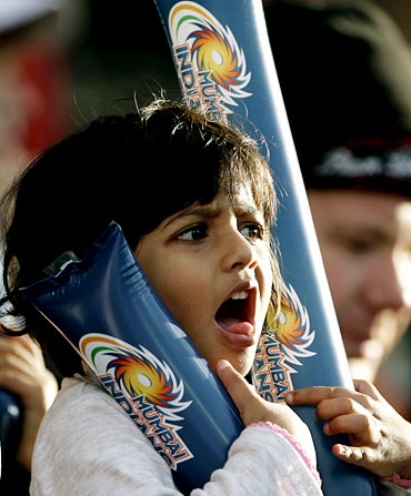 A young fan enjoys the IPL