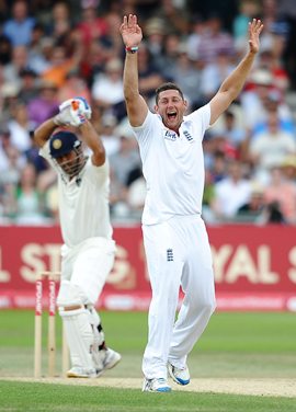 Bresnan successfully appeals for lbw against Dhoni