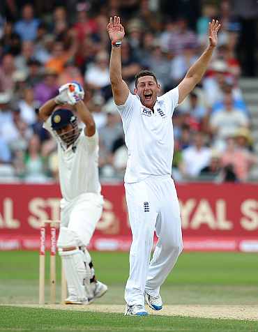 Tim Bresnan successfully appeals for the wicket of MS Dhoni