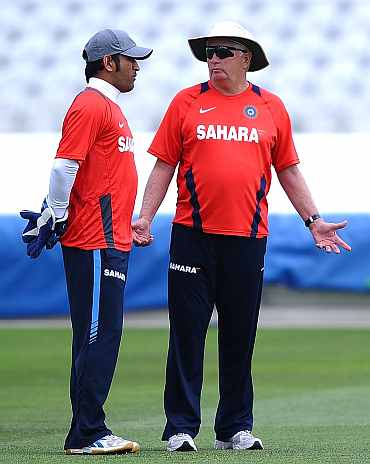 Mahendra Singh Dhoni with coach Duncan Fletcher
