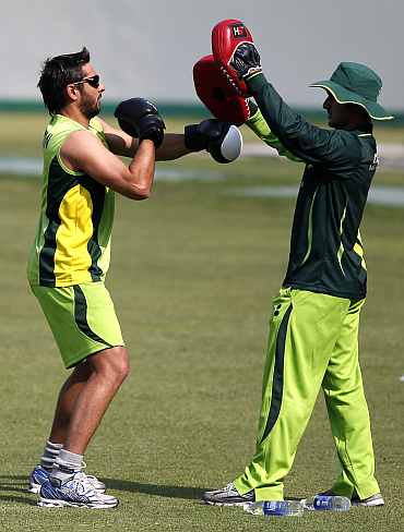 Shahid Afridi during a training session in Dhaka