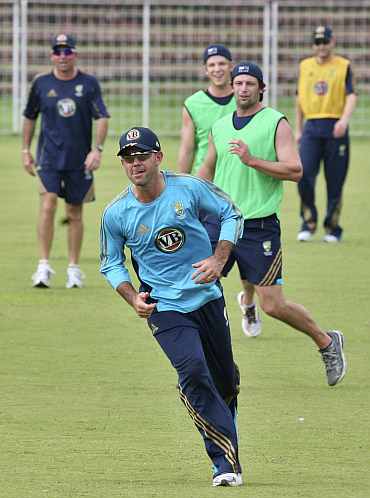 Ricky Ponting practicing with team-mates