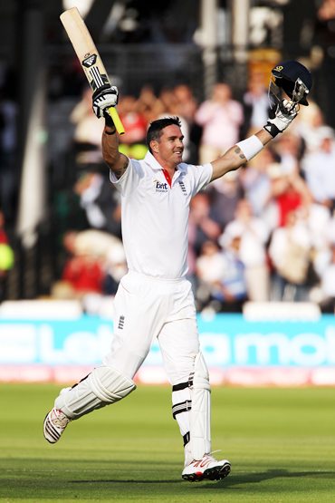 Kevin Pietersen celebrates after scoring 200