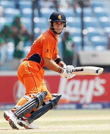 Ryan ten Doeschate plays a shot during his knock against Bangladesh