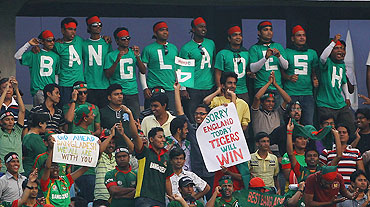 Bangladesh fans
