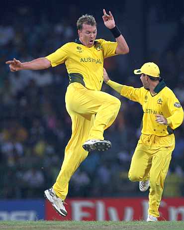 Brett Lee celebrates after claiming a Pakistan wicket