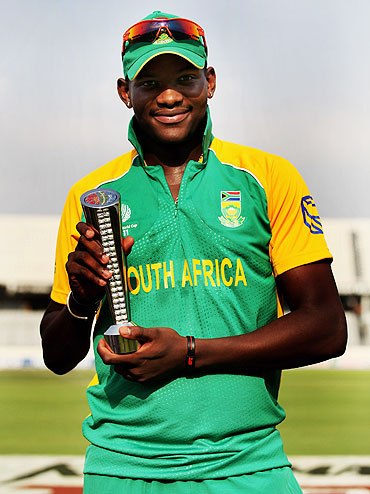 Lonwabo Tsotsobe of South Africa with the Man-of-the-Match trophy