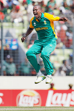 Lonwabo Tsotsobe celebrates after taking the wicket of Shahriar Nafees