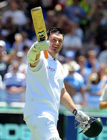 Graeme Smith celebrates after completing his century