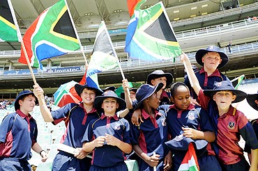 Fans cheer during day 1 of the 2nd Sunfoil Series Test match between South Africa and Australia