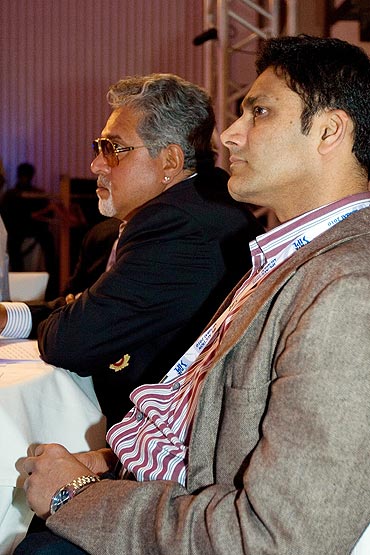 Anil Kumble with RCB owner Vijay Mallya