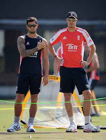 Jade Dernbach and Steven Finn during a practice session