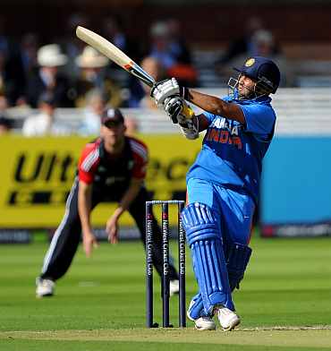 Parthiv Patel pulls during his knock against England