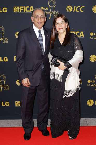 Haroon Lorgat with his wife at the LG ICC Awards at The Grosvenor House Hotel