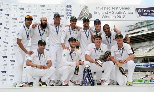 South Africa celebrate with the series trophy after winning