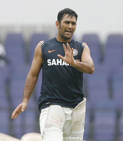 'Indian batsmen have to negotiate New Zealand pacers'