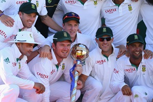 The South Africa team with the Test championship mace