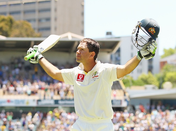 Ricky Ponting of Australia acknowledges the crowd