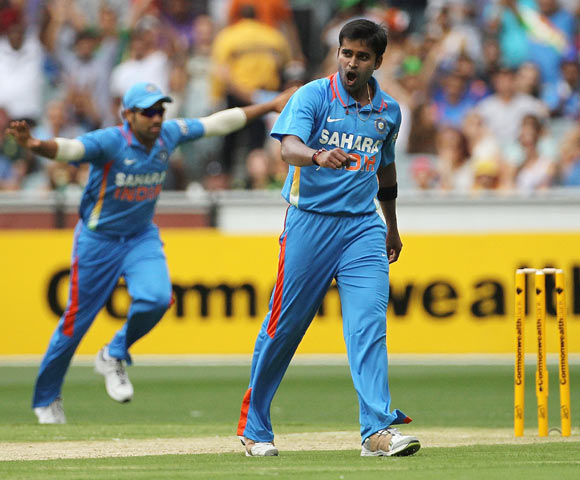 Vinay Kumar of India celebrates after taking the wicket of Ricky Ponting of Australia during game one of the Commonwealth Bank tri-series