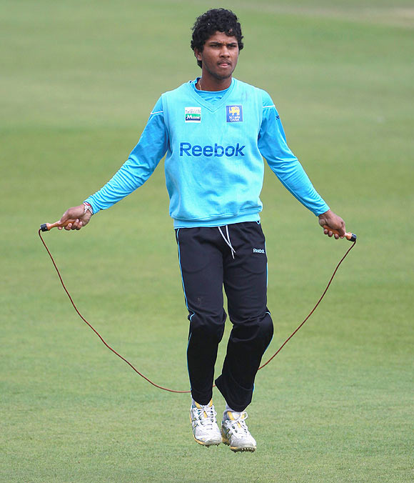 Resurgent Lankan batsmen have a liking for Indian bowling