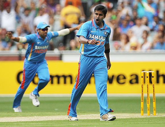 Dhoni's confidence in Vinay gets him going