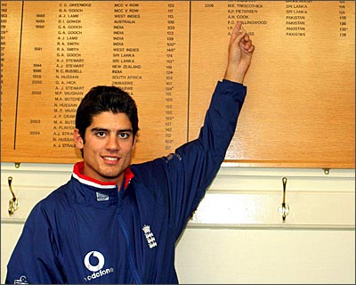 Sixes elude Alastair Cook