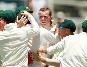 Australia celebrate win in Perth