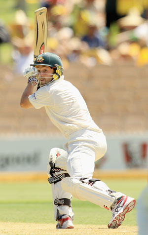 Ed Cowan plays the ball to third man region