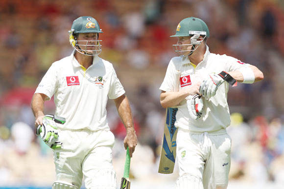 Ponting (L) and Clarke (R) during their partnership