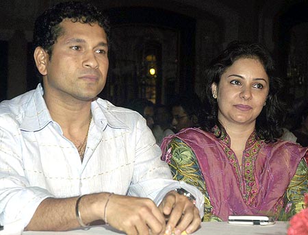 Sachin Tendulkar with wife Anjali