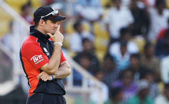 England in a must-win situation in Colombo