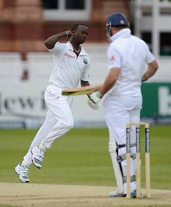 Kemar Roach