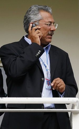 Zaheer Abbas was lauded by the PCB for being inducted into the Hall of Fame