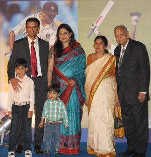 Rahul Dravid with his family