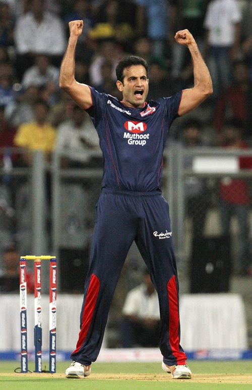Irfan Pathan celebrates after getting the wicket of Ricky Ponting