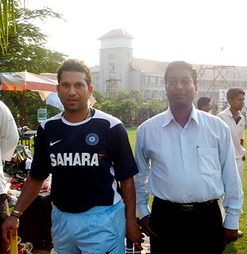 When readers met 'God of Cricket' Tendulkar