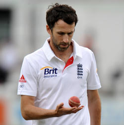 Onions added to England squad for fourth Ashes Test