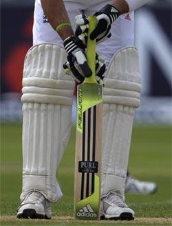 Kevin Pietersen's bat