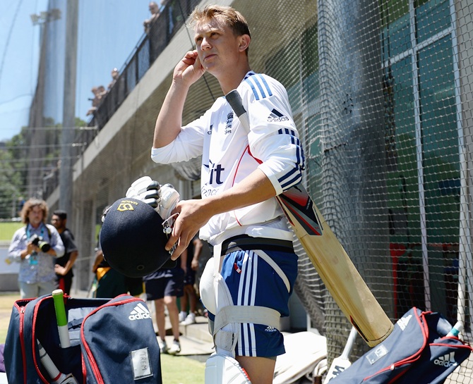 Scott Borthwick of England waits to bat during an England nets session at Melbourne Cricket Ground