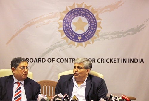 Is Oz media right in slamming BCCI's resistance to DRS?
