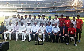 The triumphant Mumbai team