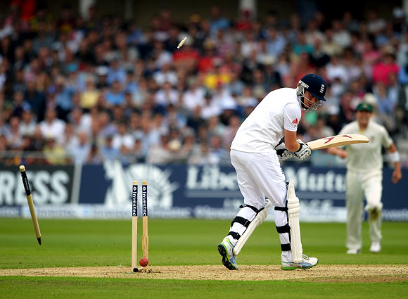 Jonny Bairstow is bowled by Mitchell Starc