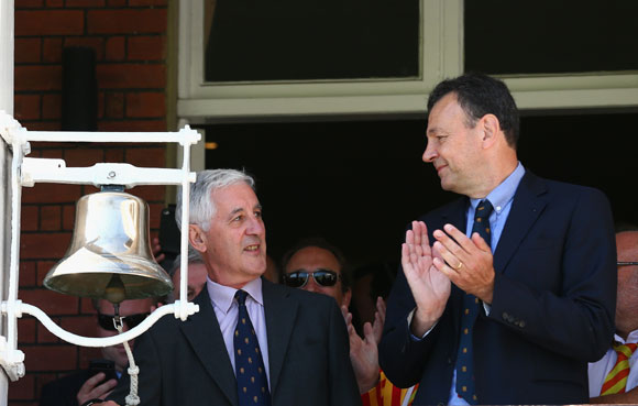 Mike Brearley rings the bell before play during day two of the 2nd Investec Ashes Test
