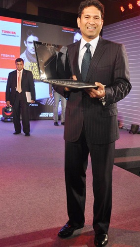 Sachin Tendulkar at the launch of Toshiba Laptops