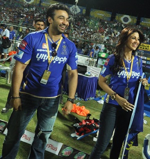 Raj Kundra and Shilpa at an IPL match