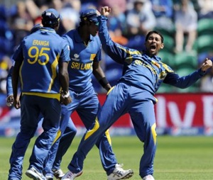 Dilshan, Jayawardena reprimanded for excessive appealing